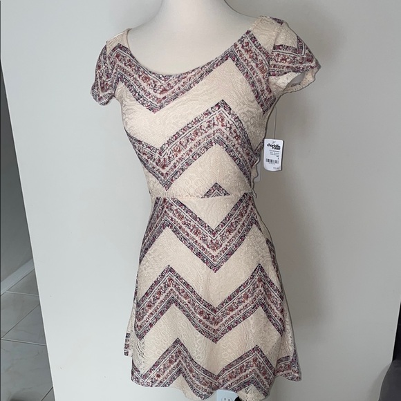 Patterned Beige Dress - Picture 1 of 7